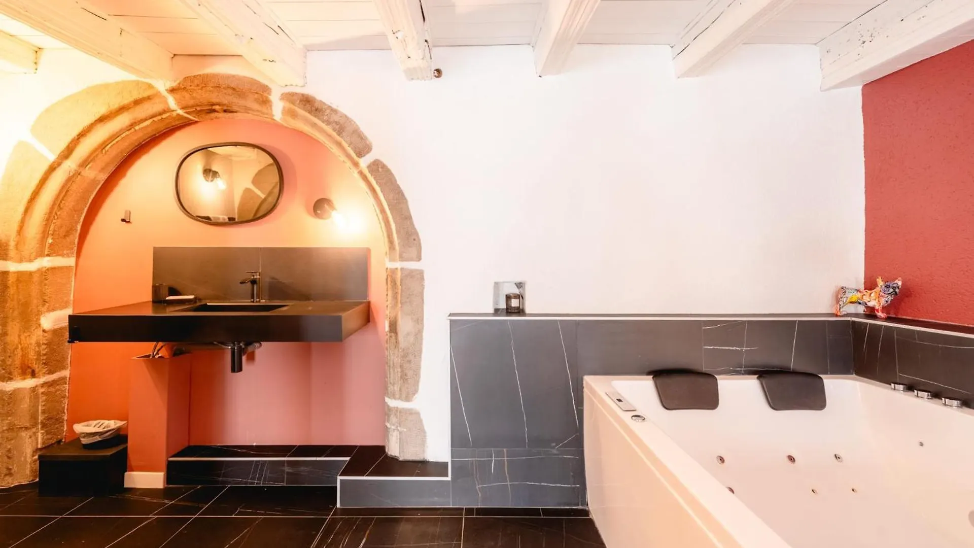 Appartement Le Macaron - Cozy Flat In The Heart Of The Old Town à Annecy 0*,  France